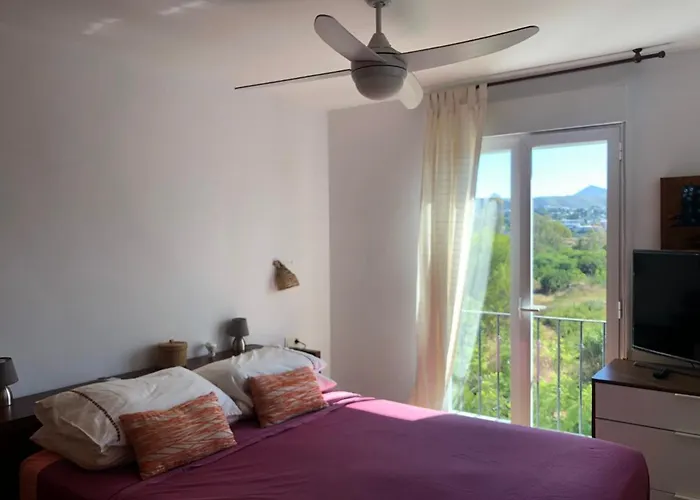 Atico A 200m Del Mar. Apartment *
